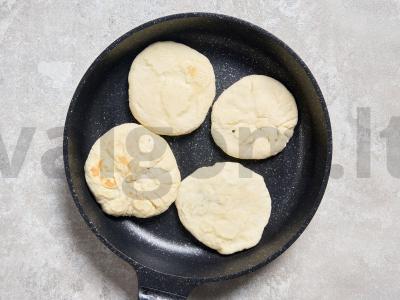 Sūrio blynai Žingsnis 14