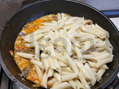 Makaronai su vištienos skrandžiais Žingsnis 7