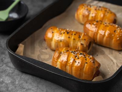 Dešrelės tešloje su sezamu ir aštriu padažu Žingsnis 5