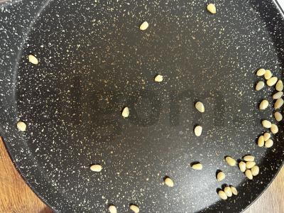 Dietinis salotas su braškėmis, avokadu ir krevetėmis Žingsnis 8