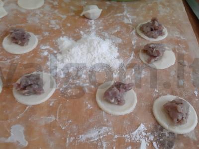 Namų virtiniai su jautienos faršu Žingsnis 8