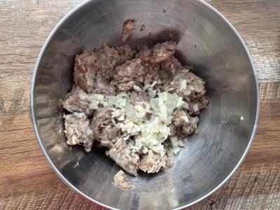 Mėsos ežiukai grietinės-tomato padaže Žingsnis 2