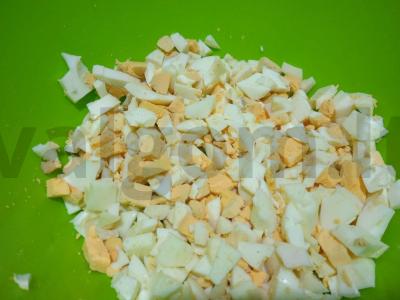 Okroška su rūkytomis dešromis ant duonos kvašo Žingsnis 1