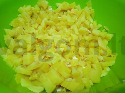 Okroška su rūkytomis dešromis ant duonos kvašo Žingsnis 2