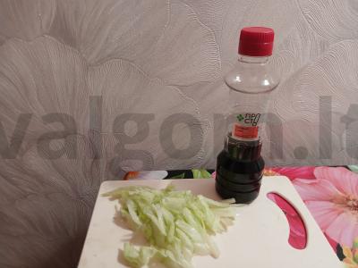 Brokoliai ir kalmarai su krapais Žingsnis 1