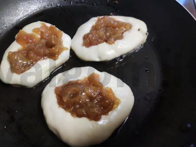 Kefyro blynai su uogiene Žingsnis 2