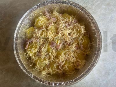 Bulvės „Bom“ su šonine ir sūriu Žingsnis 7