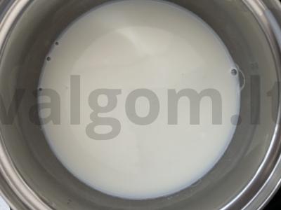 Pieninis kremas su krakmolu Žingsnis 2