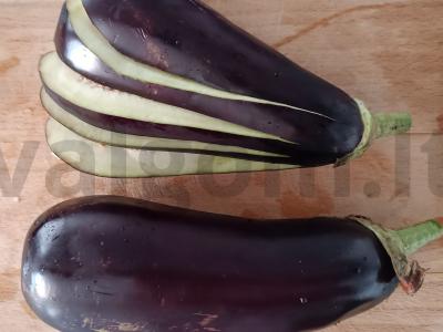 „Paukščių uodegos“ iš baklažanų Žingsnis 1