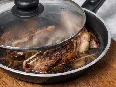 Tirštas jautienos ir bulvių sriuba Žingsnis 5