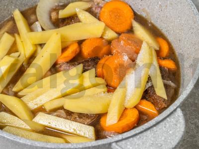 Tirštas jautienos ir bulvių sriuba Žingsnis 8