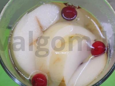 Antaninių obuolių kompotas su spanguolėmis Žingsnis 7