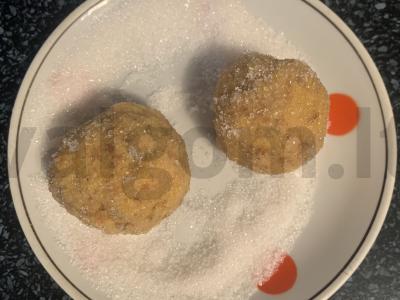 Sausainiai iš krekerių ir moliūgų tyrės Žingsnis 6