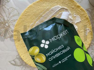 Tortas iš lavašo su dešra, daržovėmis ir sezamu Žingsnis 1