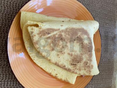 Tortas iš lavašo su dešra, daržovėmis ir sezamu pagrindine nuotrauka