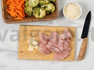 Grietinėlės makaronai su vištiena ir daržovėmis Žingsnis 2