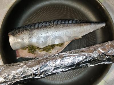 Aštrioji skumbrė, kepta orkaitėje Žingsnis 4