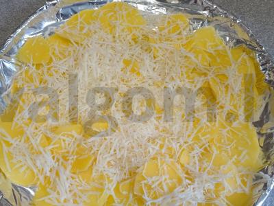 Bulvių blynai su česnaku padažu ir dešra Žingsnis 2