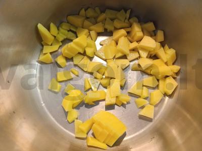 Šaltibarščiai su jauna kopūstais ir kiauliena Žingsnis 1