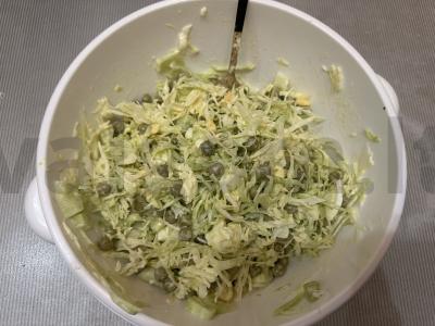 Salotos su jauna kopūstu ir žirniais Žingsnis 6