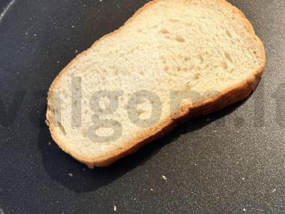 Saldžioji brusketė su makadamijos riešutais ir vaisiais Žingsnis 1