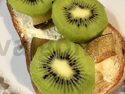 Saldžioji brusketė su makadamijos riešutais ir vaisiais Žingsnis 4