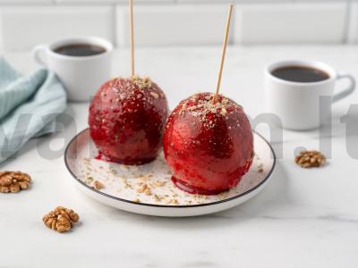 Karšti obuoliai pagrindine nuotrauka