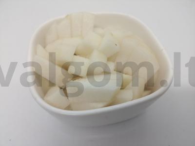 Žalias salotas su kriauše ir juodaisiais sezamais Žingsnis 1