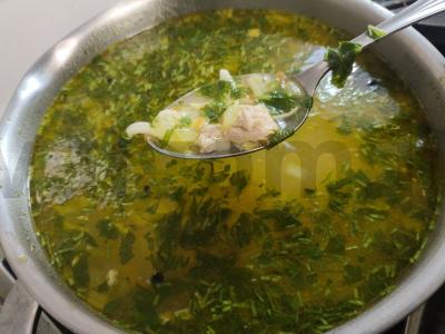 Sriuba su makaronais ir kalakutiena pagrindine nuotrauka