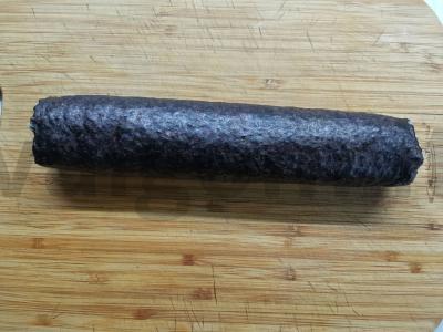 Rulonai su upėtakiu, avokadu, agurku ir kreminiu sūriu Žingsnis 8