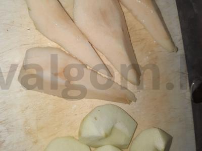 Šarlotė su kriaušėmis ir obuoliais Žingsnis 4