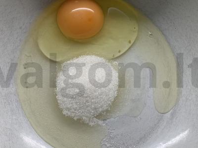 Moliūgų vafliai elektrinėje vaflinėje Žingsnis 1