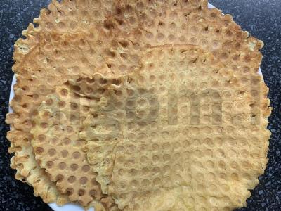 Moliūgų vafliai elektrinėje vaflinėje pagrindine nuotrauka