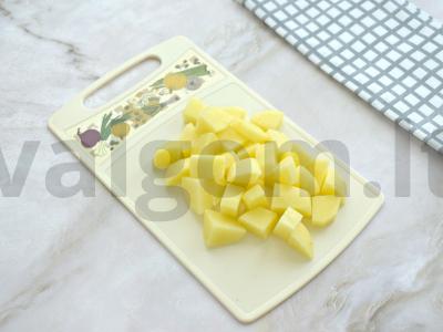 Šviežių kopūstų barščiai Žingsnis 2