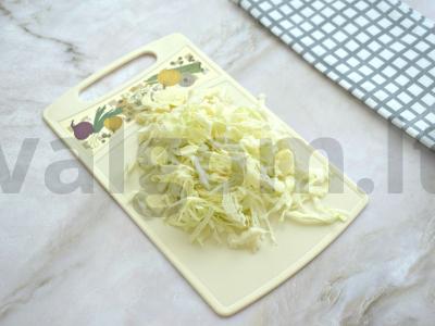 Šviežių kopūstų barščiai Žingsnis 3