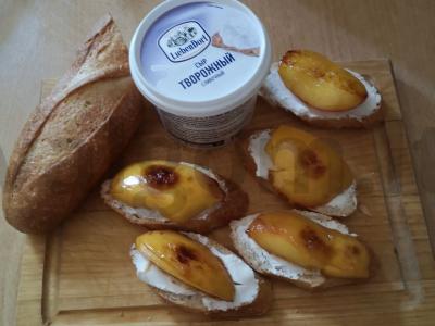 Kanapės su karamelizuotais nektarinais Žingsnis 5