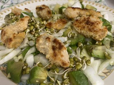 Šiltas salotas su sūriu ir ant grilio keptais vištienos juostelėmis Žingsnis 6