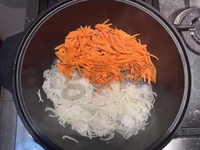 Vištienos kepenys ir širdelės grietinėje Žingsnis 1