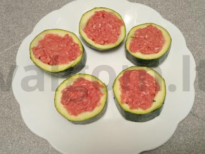 Cukinijos, įdarytos jautienos faršu Žingsnis 6