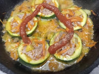 Cukinijos, įdarytos jautienos faršu Žingsnis 10