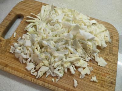 Kopūstų ir salierų sriuba Žingsnis 2