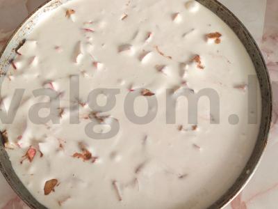 Obuolių šarlotė su cinamonu arbatai Žingsnis 8