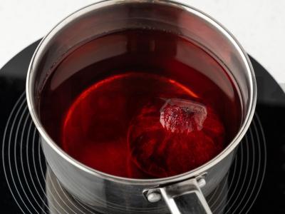 Vinegretas be agurkų Žingsnis 1