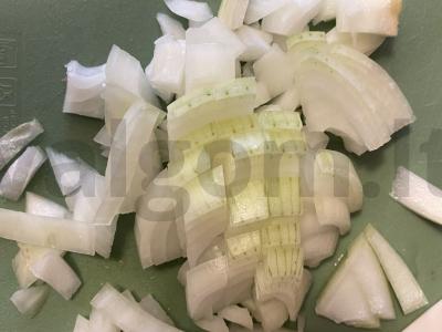 Kumpiai ant morkų ir svogūnų pagalvėlės Žingsnis 2