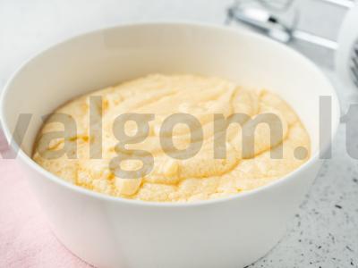 Mafininiai ant rauginto pieno Žingsnis 1