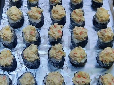 Namų ritinėliai su upėtakiu ir marinuotais imbierais Žingsnis 15