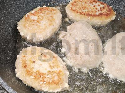 Žuvies kotletai pomidorų padaže vakarienei Žingsnis 6