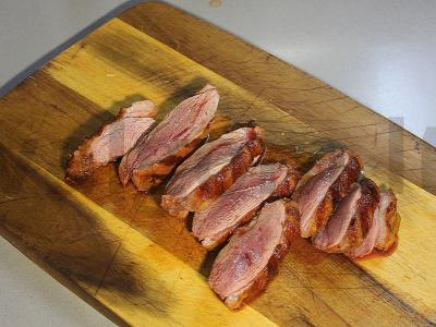 Anties krūtinėlė ant grotelių su vyšnių padažu ir bulguru Žingsnis 5