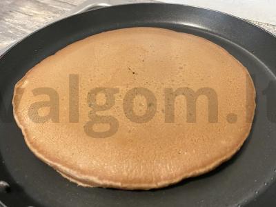 Šokoladiniai blynai su saldžiuoju pienu Žingsnis 6