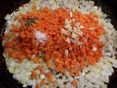 Vegetariška perlų košė su daržovėmis Žingsnis 3